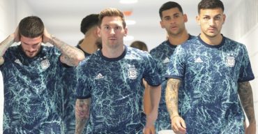 মেসিকে নিয়ে আর্জেন্টিনার দল ঘোষণা ফিরলেন দিবালা