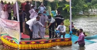 মাছ চাষ করি, বেকারত্ব দূর করি: ঝিনাইদহে জাতীয় মৎস্য সপ্তাহ শুরু