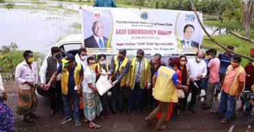 ইয়াস ও লকডাউনে ক্ষতিগ্রস্ত ১৬ হাজার পরিবারকে খাদ্য সহায়তা