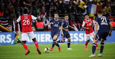 মেসির অভিষেকে এমবাপের জোড়া গোল