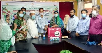 বঙ্গমাতার ৯১তম জম্মদিন উপলক্ষে কলাপাড়ায় সেলাই মেশিন বিতরণ