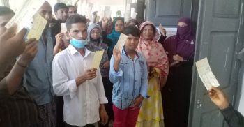 গলাচিপায় প্রতিবন্ধী শিক্ষার্থীদের মাঝে শিক্ষা উপবৃত্তি ও চেক বিতরণ