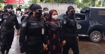 চার মামলায় ১৪ দিনের রিমান্ডে হেলেনা জাহাঙ্গীর