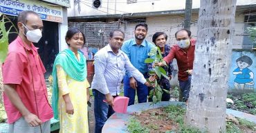 ঢাকা অক্সফোর্ড ইন্টারন্যাশনাল কলেজে সবুজ আন্দোলনের বৃক্ষরোপন কর্মসূচী অনুষ্ঠিত