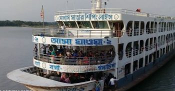 গলাচিপা থেকে তলা ফাটা নিয়েই দোতলা লঞ্চের ঢাকায় যাত্রা