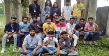 অসহায়ের সহায় একঝাঁক তরুণ-তরুণী