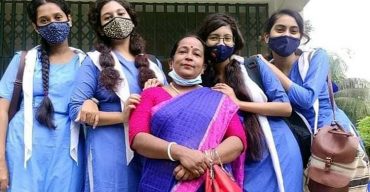 শিক্ষার্থীদের কলকাকলীতে মুখরিত কলাপাড়ার শিক্ষাঙ্গন