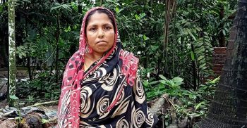 গলাচিপায় তিন সন্তান নিয়ে আশ্রয় পেতে ঘুরছে দ্বারে দ্বারে