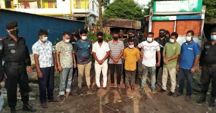 ব্রাহ্মণবাড়িয়ায় ৯ পাসপোর্ট দালালের কারাদণ্ড দিয়েছেন র্যাবের ভ্রাম্যমাণ আদালত