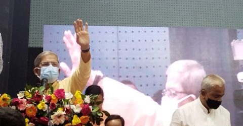 নির্দলীয় তত্ত্বাবধায়ক সরকার ছাড়া দেশে কোনো নির্বাচন হবে না: মির্জা ফখরুল