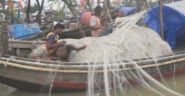 ২২দিনের নিষেধাজ্ঞা শেষে দশমিনায় ইলিশ শূণ্যতায় হতাশ জেলেরা