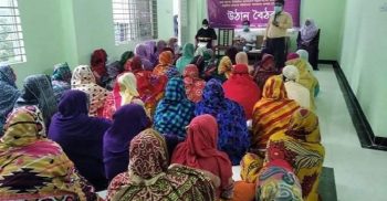 গলাচিপায় তথ্য আপার উঠান বৈঠক অনুষ্ঠিত