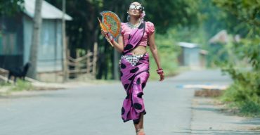 পূজামণ্ডপ মাতাতে এল পদ্মাপূরাণের গান ‘গোলাপি’ ভিডিওসহ