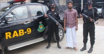 হবিগঞ্জে ব্ল্যাকমেইলের অভিযোগে এক ভণ্ড কবিরাজ গ্রেফতার