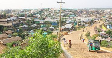কক্সবাজারে রোহিঙ্গা ক্যাম্পে দুই গ্রুপের সংঘর্ষে নিহত ৬