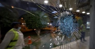 সৌদির বিমানবন্দরে ড্রোন হামলায় বাংলাদেশিসহ আহত ১০