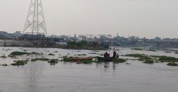 রাজধানীর তুরাগে ট্রলারডুবি নিহত ৫ জনের মধ্যে ৩ জনের পরিচয় মিলেছে