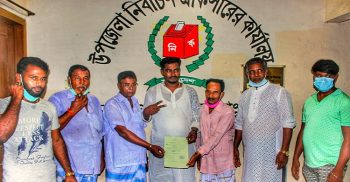 কুতুবপুরে মেম্বারপ্রার্থী ফরিদ মনোনয়নপত্র জমা দিলেন