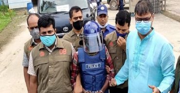 পূজামণ্ডপে পবিত্র কোরআন রাখার কথা স্বীকার করেছেন ইকবাল