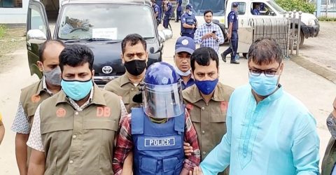 কুমিল্লা পুলিশ লাইন্সে অভিযুক্ত ইকবাল