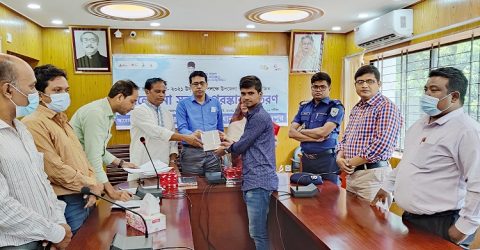 খানসামায় উপজেলা প্রশাসনের নানা আয়োজনে দিনব্যাপী শেখ রাসেল দিবস-২০২১ উদযাপন