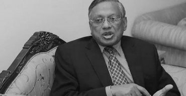 বাবলুর জানাজা বাদ এশা, দাফন শহীদ বুদ্ধিজীবী কবরস্থানে