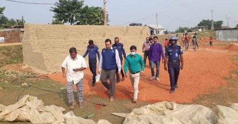 নবীগঞ্জে মান অনুযায়ী ইট প্রস্তুত না করায় ২ ইটভাটাকে ১লক্ষ টাকা জরিমান