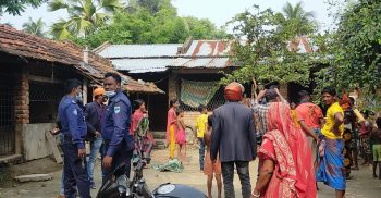 বেনাপোল পুটখালী আনারস প্রার্থীর সমর্থকদের উপরে হামলা ও ভাংচুরের অভিযোগ