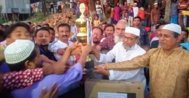 সুলতানগঞ্জ স্বাধীন বাংলা ক্লাবের উদ্যোগে ফুটবল টুর্নামেন্টের ফাইনাল খেলা অনুষ্ঠিত