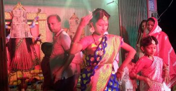 গ্রামে গ্রামে উদযাপিত হয়েছে কালীপূজা: বাড়ি বাড়ি প্রজ্বলন করেছে প্রদীপ
