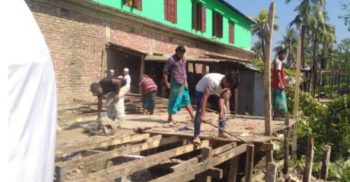 গলাচিপায় অবৈধ স্থাপনা উচ্ছেদ অভিযানে প্রশাসন
