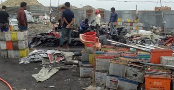 নওগাঁয় অবৈধ ইট-ভাটায় অবৈধ কারখানায় সিসা তৈরি, হুমকিতে পরিবেশ