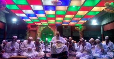 আহলে সুন্নাত ওয়াল জামায়াতের আকায়েদে বিশ্বাসী হওয়া ব্যতীত হক্কানিয়াতের দাবী বৃথা: ছারছীনার পীর