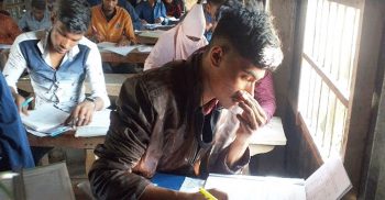 কুড়িগ্রামে বাবার লাশ বাড়িতে রেখে এইচএসসি পরীক্ষা দিলেন মেরাজ