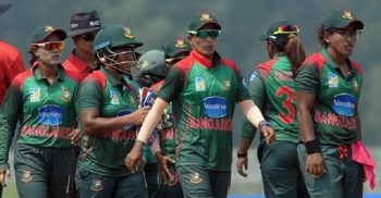 জিম্বাবুয়ে ফেরত দুই নারী ক্রিকেটার করোনা আক্রান্ত