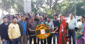 মৌলভীবাজার অনলাইন প্রেসক্লাব‘র র‌্যালী ও শহীদ মিনারে পুষ্পস্তবক
