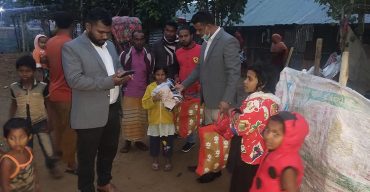 মৌলভীবাজারে মোহন ফাউন্ডেশনের পক্ষ থেকে শীতবস্ত্র বিতরণ