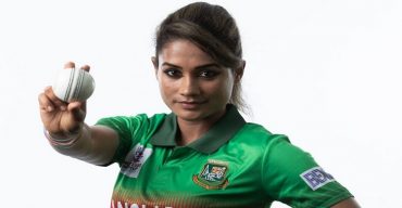 যে কারণে দল থেকে বাদ নারী ক্রিকেটার জাহানারা