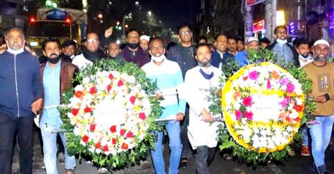 সেলিম ওসমান এমপি পক্ষে পুষ্পস্তবক অর্পন করলেন জাতীয় পার্টির নেতৃবৃন্দ