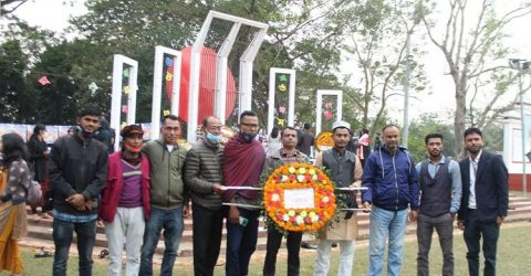 মৌলভীবাজার অনলাইন প্রেসক্লাব‘র র‌্যালী ও ভাষা শহিদদের প্রতি বিনম্র শ্রদ্ধাঞ্জলি