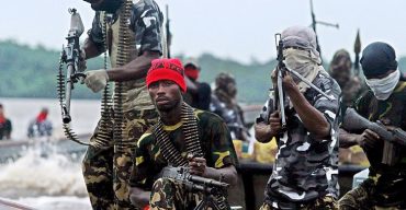 নাইজেরিয়ায় বন্দুক হামলা, ১১ নিরাপত্তা কর্মীসহ নিহত ৪১