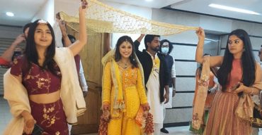 নিজের হলুদ সন্ধ্যায় নাচলেন তাসনুভা তিশা