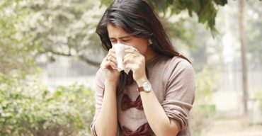 হঠাৎ নাক দিয়ে রক্ত পড়লে কী করবেন?