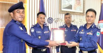 ভালো কাজের স্বীকৃতিস্বরূপ যশোরের ৪ পুলিশ কর্মকর্তা পুরষ্কৃত
