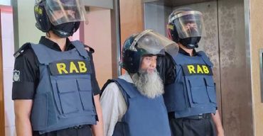 ইমাম পরিচয়ে ২১ বছর ধরে পলাতক ছিল জঙ্গি নেতা শফিকুল