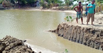 দীর্ঘ ১০ বছর পর উন্মুক্ত হলো ফরিদগঞ্জ খাল: ১১টি অবৈধ বাঁধ অপসারন করেছে প্রশাসন