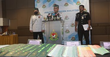 মালয়েশিয়ায় বাংলাদেশিসহ ৬ ভিসা জালিয়াত গ্রেফতার