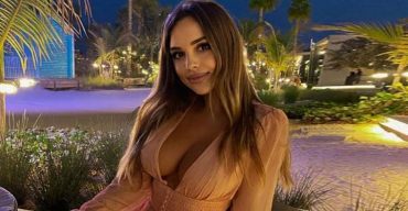 ঢাকা মাতাতে এলেন রোমানিয়ান পপ গায়িকা ওটিলিয়া