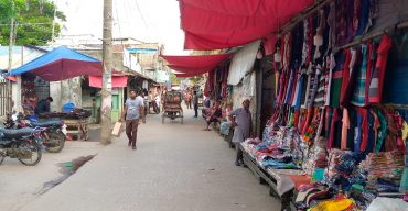 ঈদের বাকী মাত্র তিনদিন।। কলাপাড়ার বাজারগুলোতে নেই কোন ভীড়