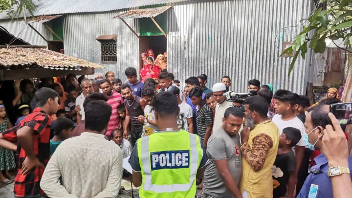 নরসিংদীর রায়পুরায় গলায় ফাঁস দিয়ে বৃদ্ধের আত্মহত্যা
